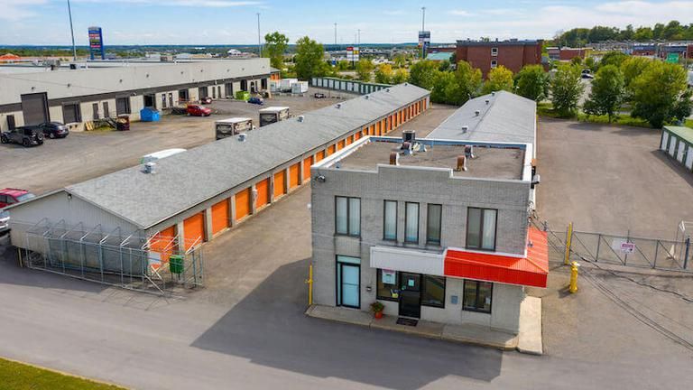 Self Storage St Jerome