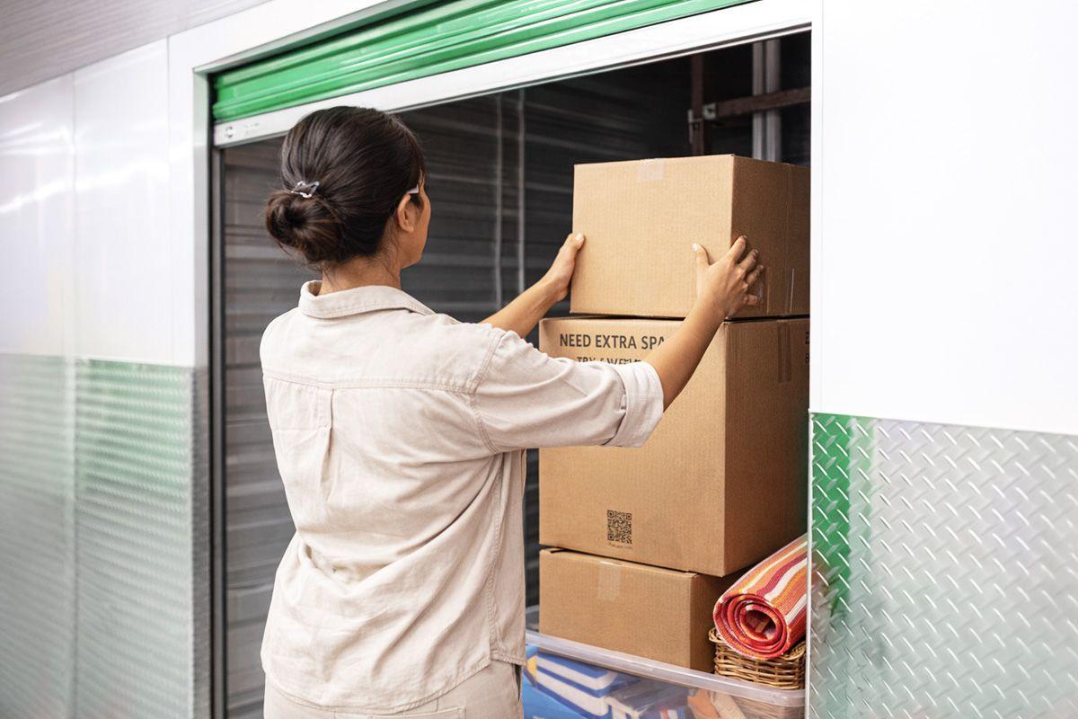 Store-closup-green.jpg